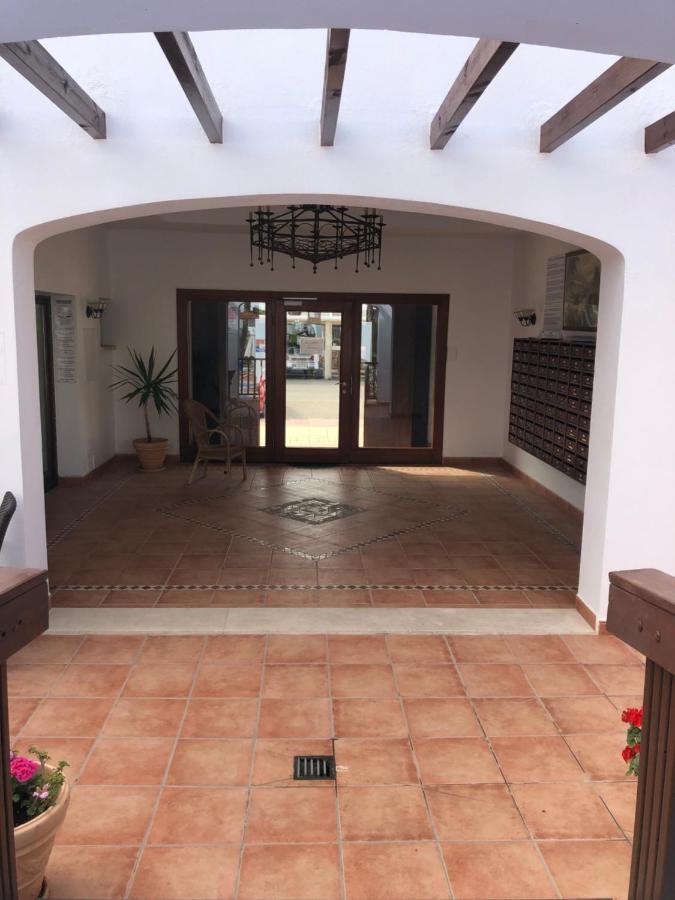 Residencia Cala Dorada Appartamento Santanyí Esterno foto